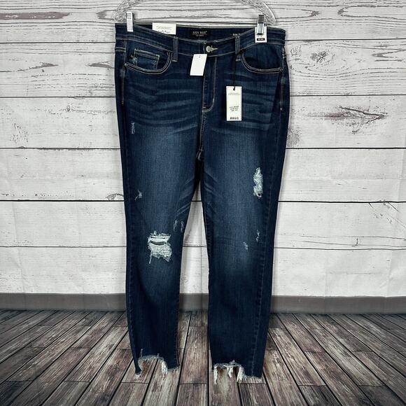 Judy Blue Jeans Womens 32 Straight Blue Midrise Rise Comfort Stretch NWT - Picture 1 of 16